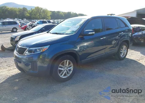 2014 Kia Sorento Lx z USA, uszkodzony, nr VIN 5XYKT3A64EG540926